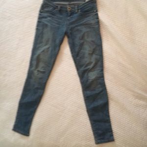 Guess power skinny jean.